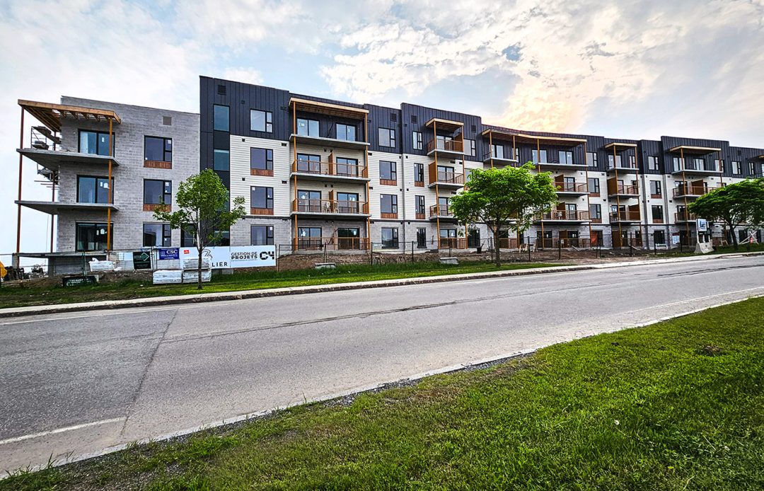 Pose de blocs architecturaux Complexe Fraser RDL