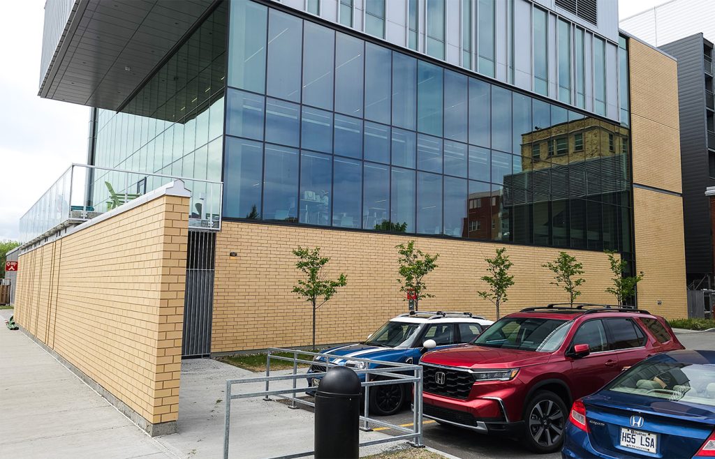 Pose de briques Hôpital Rimouski