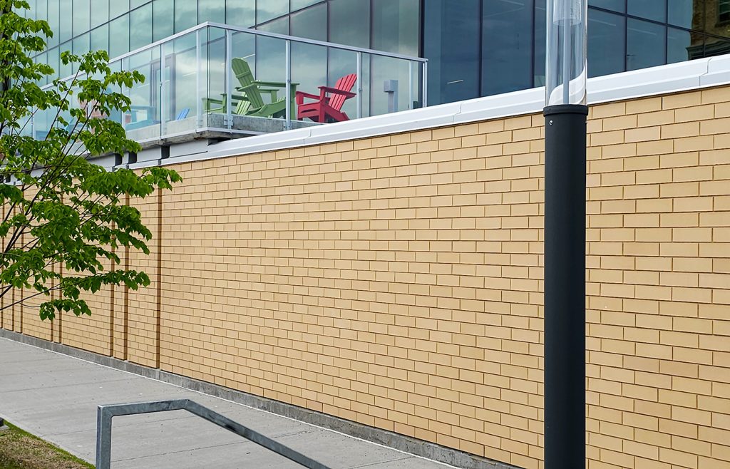 Pose de briques Hôpital Rimouski