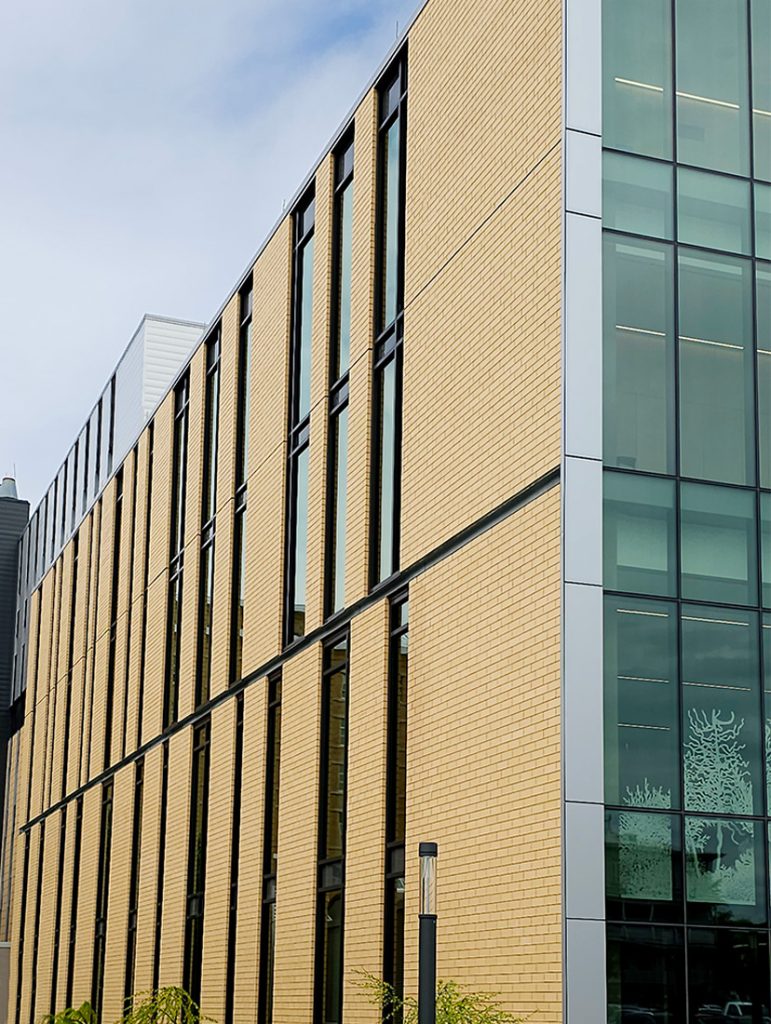 Pose de briques Hôpital Rimouski